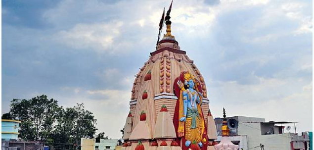 शाम को घने बादलों ने किया मानसून का इशारा शाम को घने बादलों ने किया मानसून का इशारा