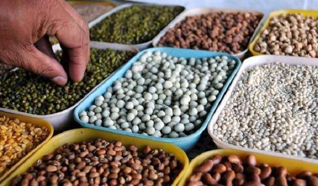 2022 तक किसानों की आय दोगुनी करने पर जोर, सरकार ने तैयार किया मसौदा 2022 तक किसानों की आय दोगुनी करने पर जोर, सरकार ने तैयार किया मसौदा